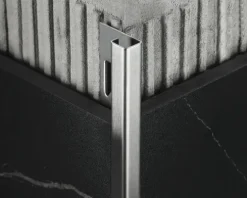 Akkit Quadratprofil Edelstahl gebürstet 300 cm  x 10 mm