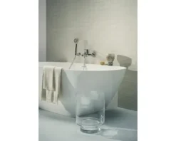Badewanne LAUFEN LUA wandangebunden 85.5 x 170 cm weiß glänzend H2200870000001