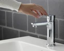 DURAVIT Waschtischarmatur A.1 M chrom A11020002010
