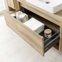 FACKELMANN NATURA Badmöbel Set 2 Teile / Waschbeckenunterschrank mit Schublade / LED Spiegelschrank mit Beleuchtung und 3D-Effekt / Soft-Close-System / Korpus & Front: Braun / Breite: 94 cm