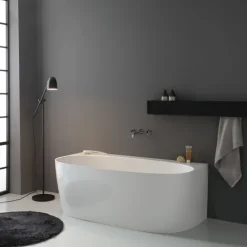 Halbfreistehende ovale Mineralguss- Badewanne, weiße Ausführung | Luisa