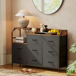 HOMCOM Kommode Schrank mit 8 Schubladen aus Vliesstoff Aufbewahrungsschrank mit Ladestation Haken Stahlrahmen Schubladenschrank für Schlafzimmer, Wohnzimmer, Rustikal-Braun+Schwarz