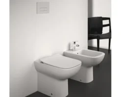 Ideal Standard Stand-WC i.life A Tiefspüler ohne Spülrand weiß glänzend ohne WC-Sitz T452501