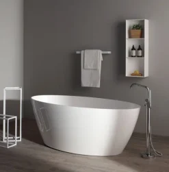 Moderne Badewanne aus Mineralguss freistehend | Serena